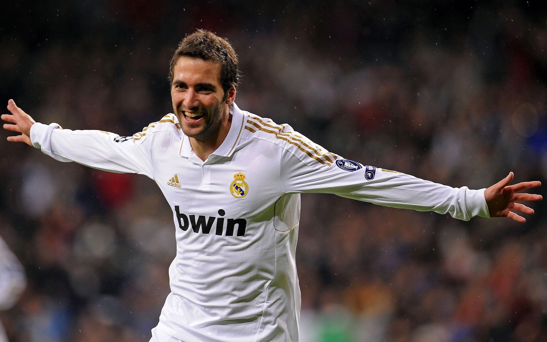 五大联赛是否更依赖数据分析来进行阵容调整，五大联赛啊